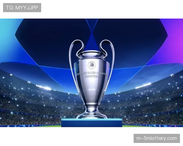 米兰街头欧冠主题球迷广场开放，吸引数千名球迷聚集观赛